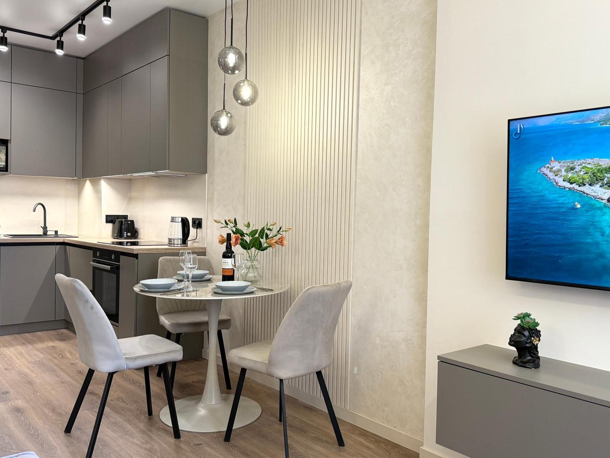 Arcadia Prime Apartment *